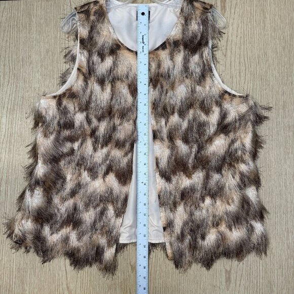 Chicos Travelers Collection Faux Fur Vest Open Front Brown Beige Textured 2 - Picture 6 of 8